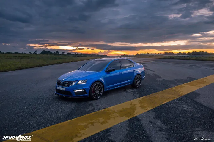 Blue Skoda Octavia vRS Modified